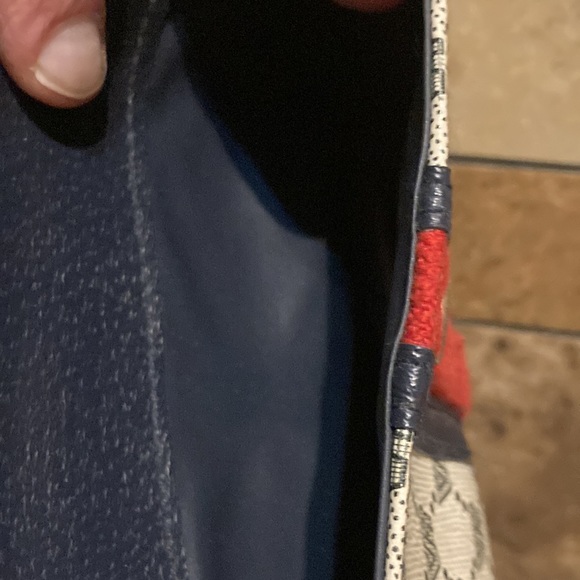 Vintage VR Classic wallet and checkbook - Picture 5 of 11